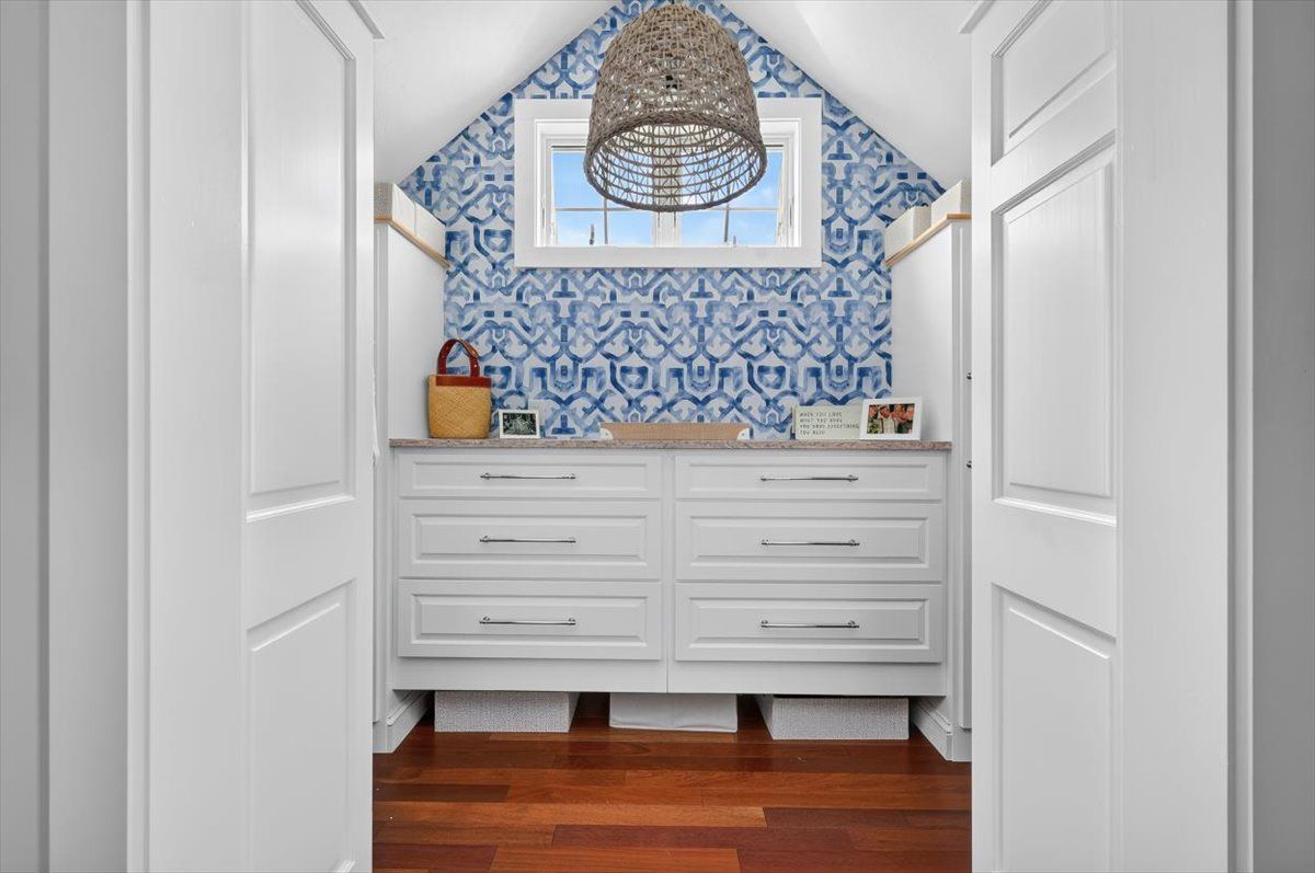 2nd Floor Primary Bedroom Walk-in Closest 